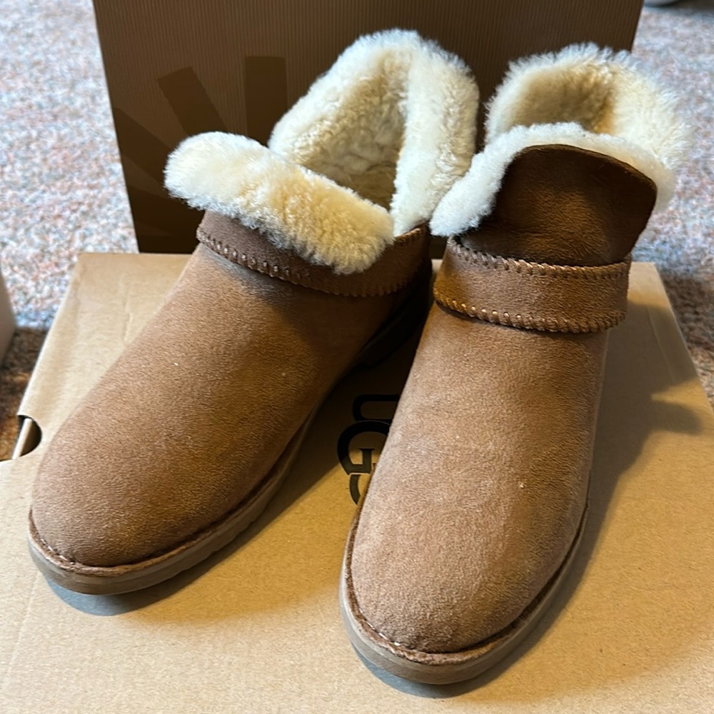 Ugg MCKAY Boot